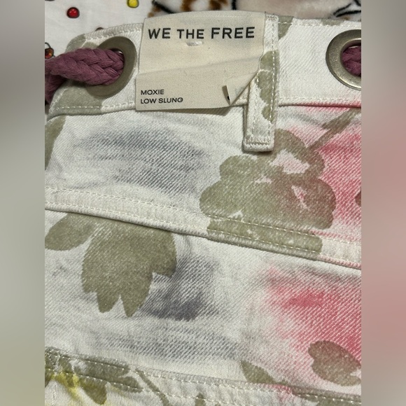 We the free Moxi print jeans - Picture 8 of 10